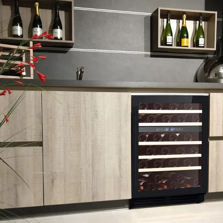 General Electric IO Mabe Getränke Kühlschrank IOB150BB-BG